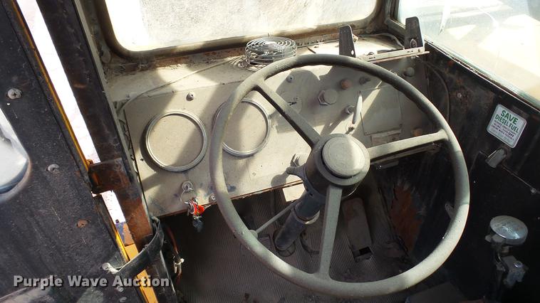 image for item DC5666 1991 Link Belt HC-78B crane