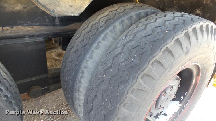 image for item DC5666 1991 Link Belt HC-78B crane