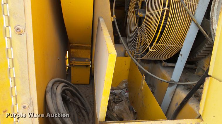 image for item DC5666 1991 Link Belt HC-78B crane