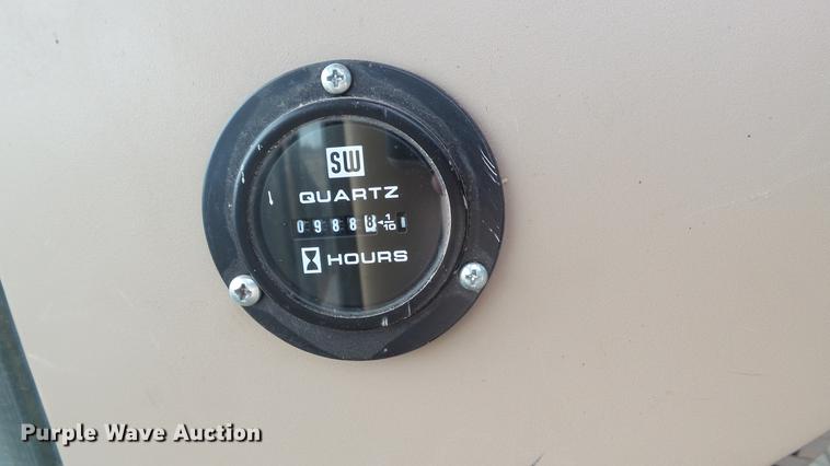 image for item DC5668 1998 John Deere 6410 MFWD tractor