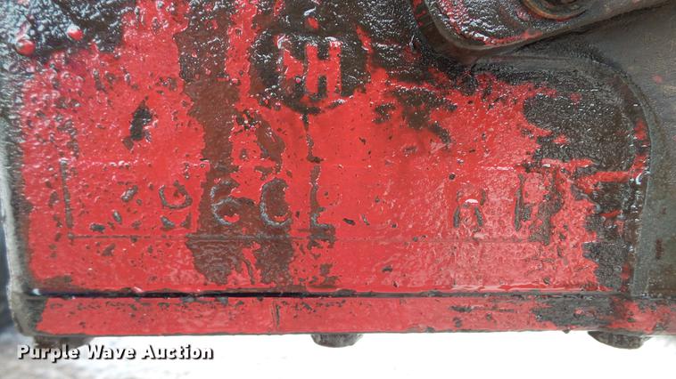 image for item DC5672 1972 International 656 tractor