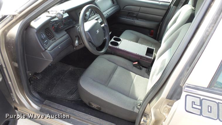 image for item DC5676 2008 Ford Crown Victoria Police Interceptor