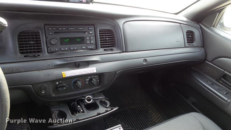 image for item DC5676 2008 Ford Crown Victoria Police Interceptor