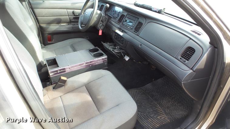 image for item DC5676 2008 Ford Crown Victoria Police Interceptor