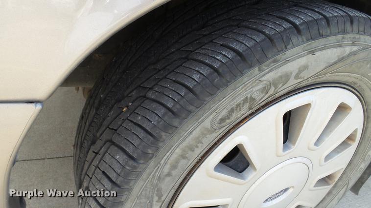 image for item DC5676 2008 Ford Crown Victoria Police Interceptor