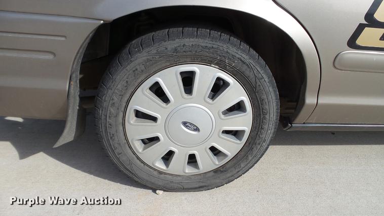 image for item DC5676 2008 Ford Crown Victoria Police Interceptor