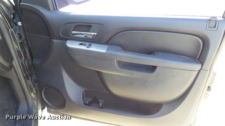 image for item DC5677 2012 Chevrolet Tahoe Police SUV