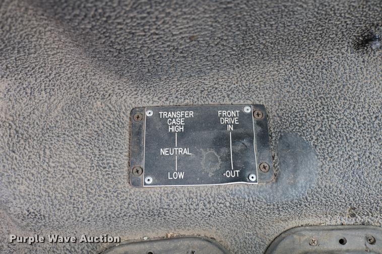 image for item DC7716 1997 Ford F800 fire truck