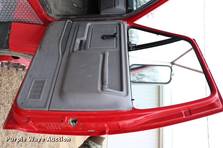 image for item DC7716 1997 Ford F800 fire truck