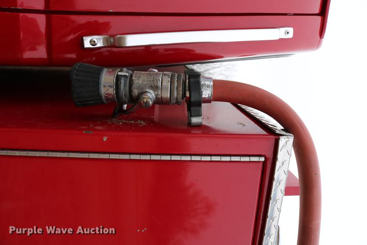 image for item DC7716 1997 Ford F800 fire truck