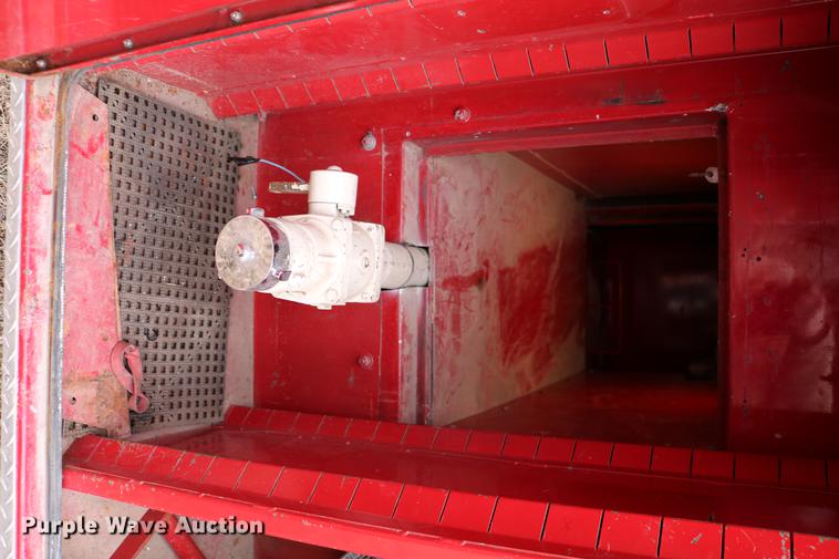 image for item DC7716 1997 Ford F800 fire truck