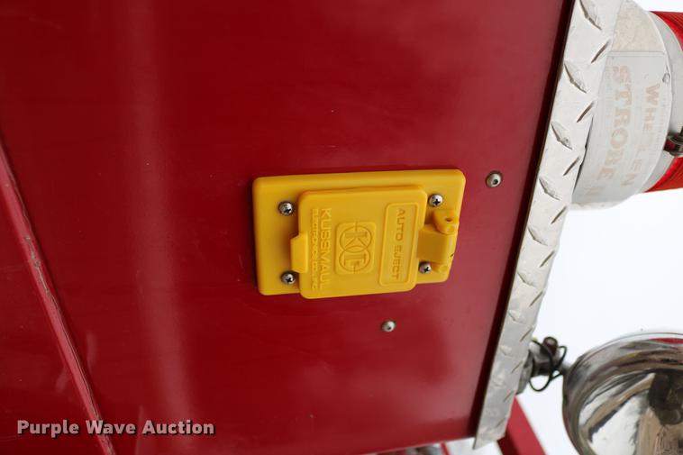 image for item DC7716 1997 Ford F800 fire truck