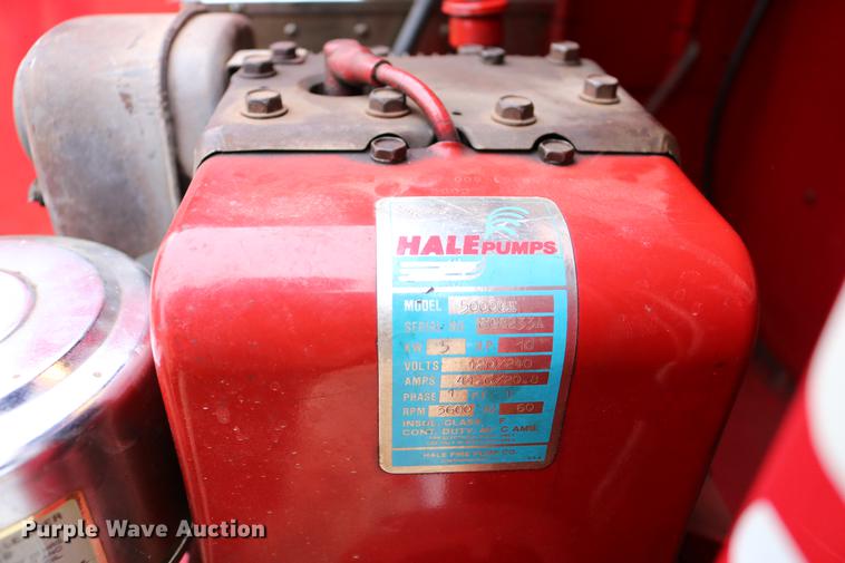 image for item DC7716 1997 Ford F800 fire truck