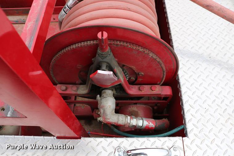 image for item DC7716 1997 Ford F800 fire truck