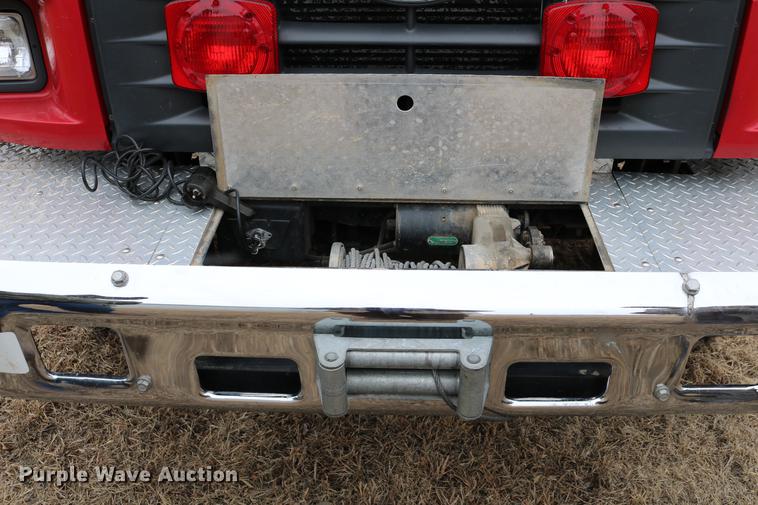 image for item DC7716 1997 Ford F800 fire truck