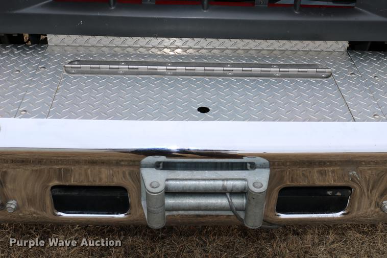 image for item DC7716 1997 Ford F800 fire truck