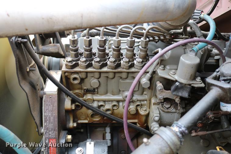 image for item DC7716 1997 Ford F800 fire truck