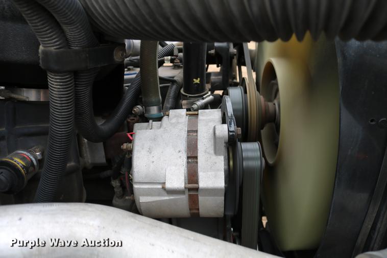 image for item DC7716 1997 Ford F800 fire truck