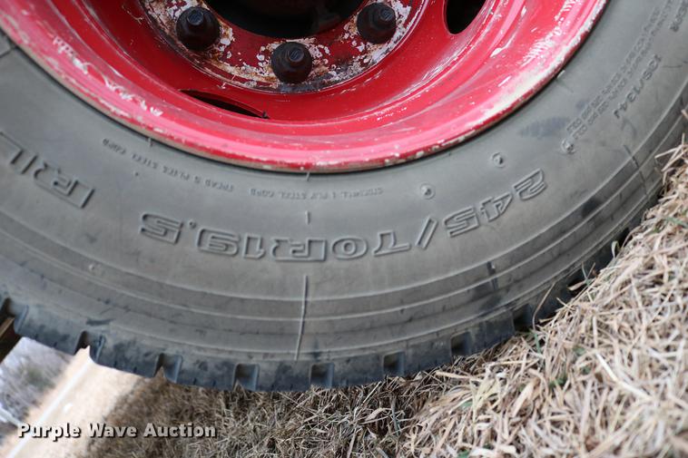 image for item DC7716 1997 Ford F800 fire truck