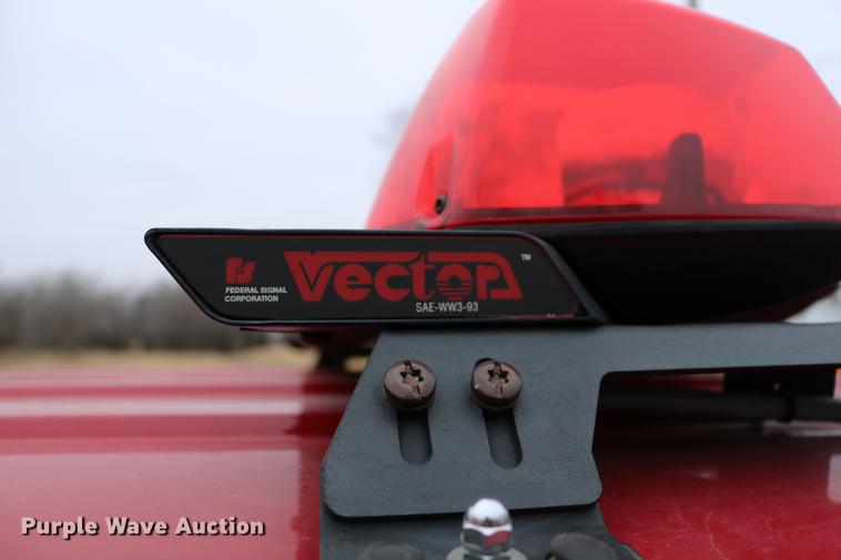 image for item DC7716 1997 Ford F800 fire truck