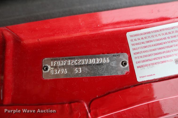 image for item DC7716 1997 Ford F800 fire truck