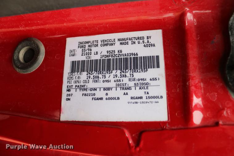 image for item DC7716 1997 Ford F800 fire truck