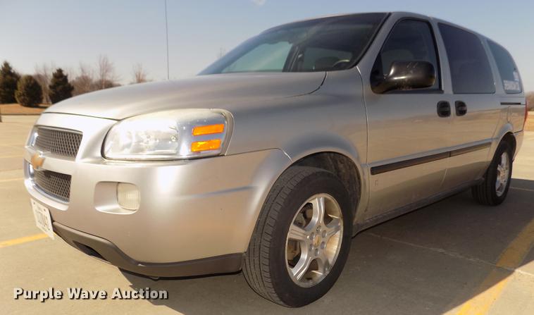 image for item DD2876 2007 Chevrolet Uplander LS Ext. van