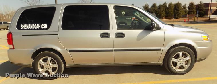 image for item DD2876 2007 Chevrolet Uplander LS Ext. van