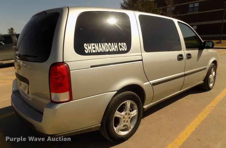 image for item DD2876 2007 Chevrolet Uplander LS Ext. van