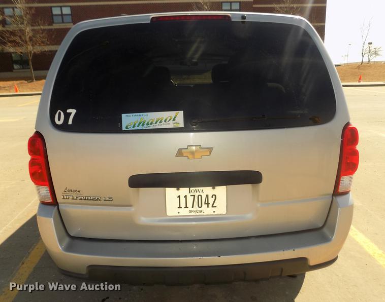 image for item DD2876 2007 Chevrolet Uplander LS Ext. van