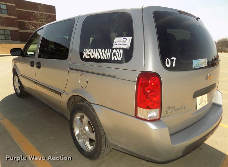 image for item DD2876 2007 Chevrolet Uplander LS Ext. van