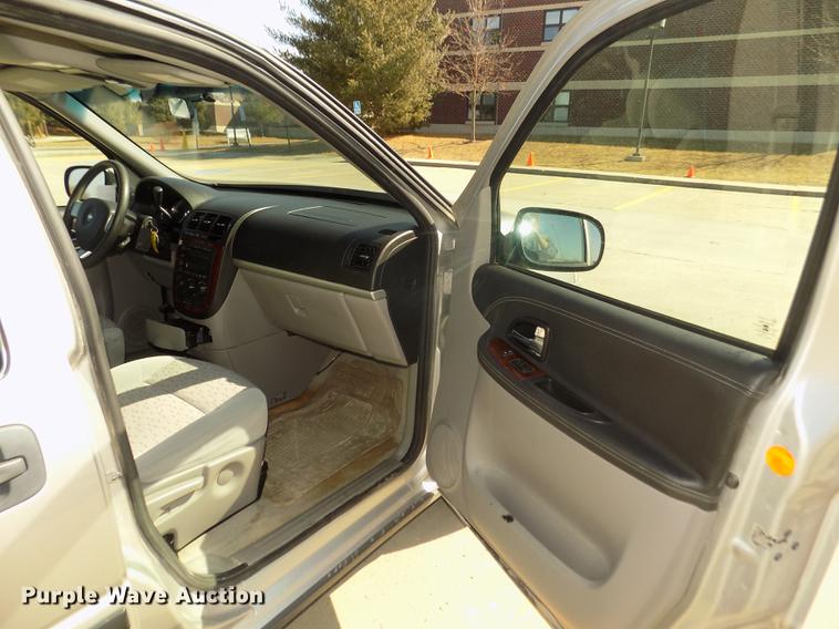 image for item DD2876 2007 Chevrolet Uplander LS Ext. van