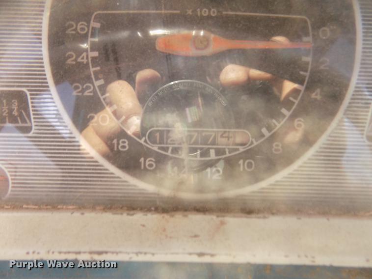 image for item DD2877 1963 Ford 3000 tractor