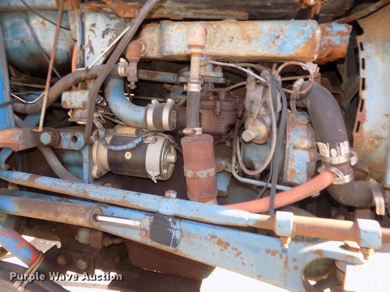 image for item DD2877 1963 Ford 3000 tractor
