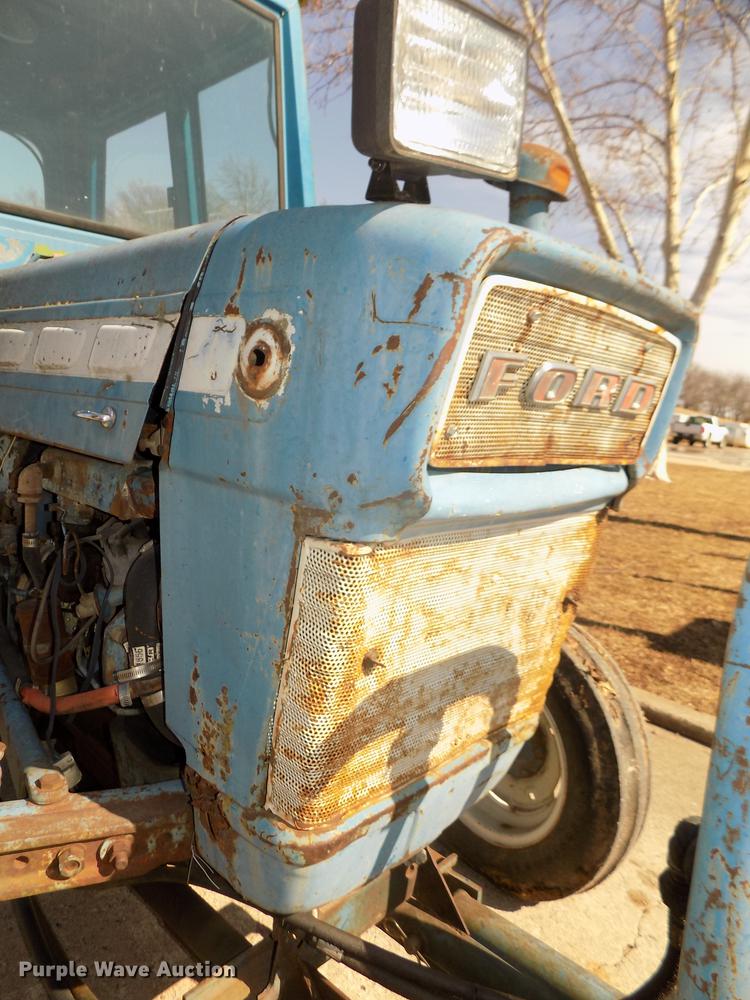 image for item DD2877 1963 Ford 3000 tractor