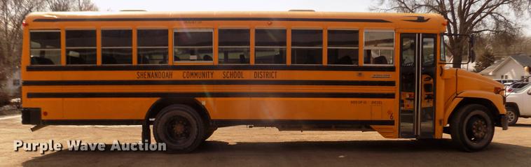image for item DD2878 1999 Freightliner FS65 Blue Bird school bus