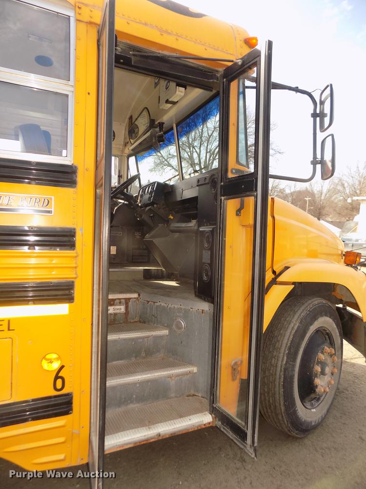 image for item DD2878 1999 Freightliner FS65 Blue Bird school bus