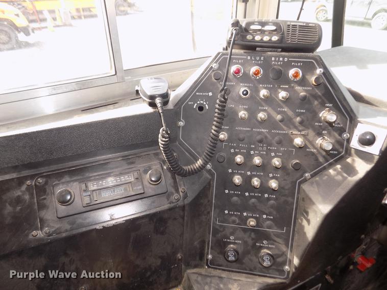 image for item DD2878 1999 Freightliner FS65 Blue Bird school bus