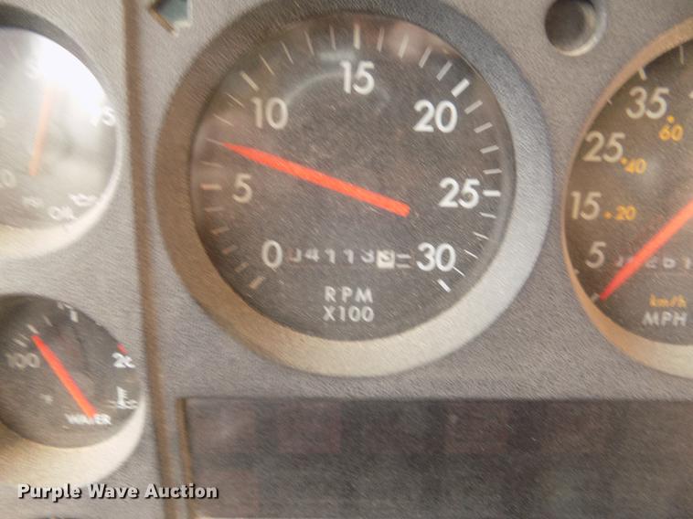 image for item DD2878 1999 Freightliner FS65 Blue Bird school bus