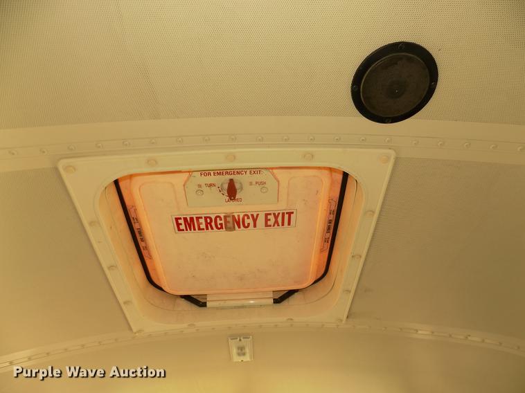 image for item DD2878 1999 Freightliner FS65 Blue Bird school bus