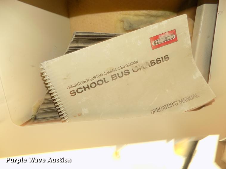 image for item DD2878 1999 Freightliner FS65 Blue Bird school bus