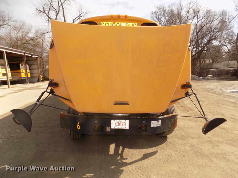 image for item DD2878 1999 Freightliner FS65 Blue Bird school bus