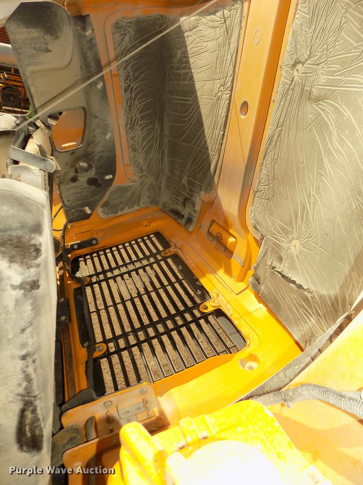 image for item DD2878 1999 Freightliner FS65 Blue Bird school bus