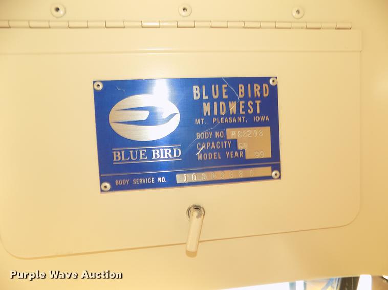 image for item DD2878 1999 Freightliner FS65 Blue Bird school bus