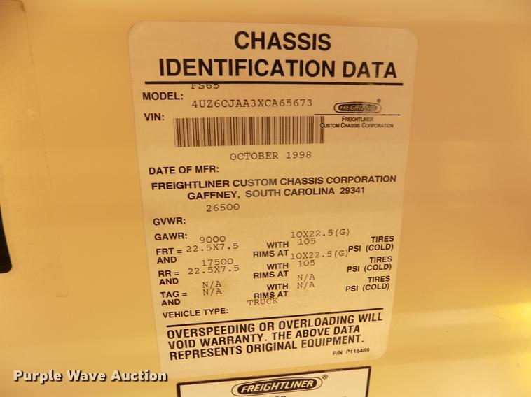 image for item DD2878 1999 Freightliner FS65 Blue Bird school bus