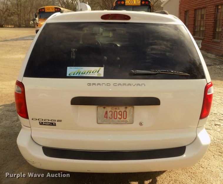 image for item DD2879 2006 Dodge Grand Caravan SE van