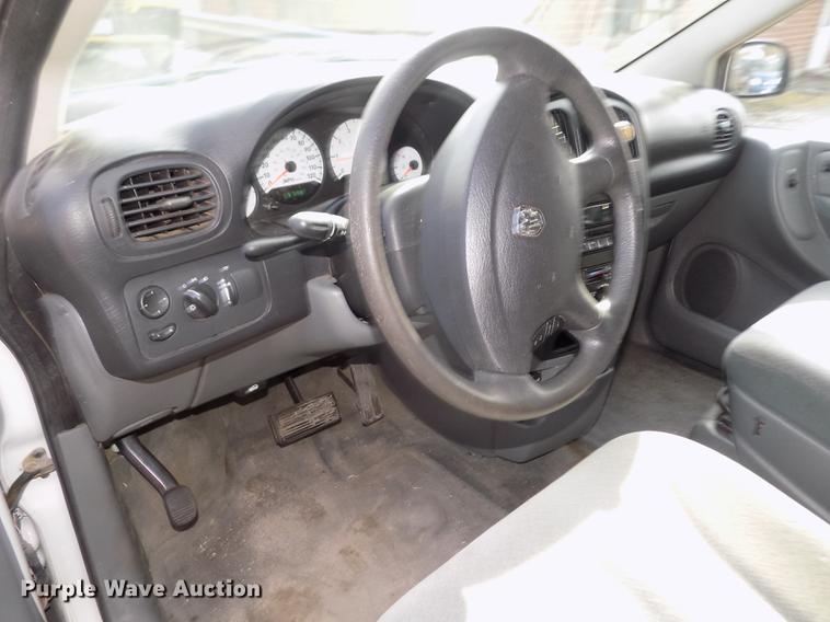 image for item DD2879 2006 Dodge Grand Caravan SE van