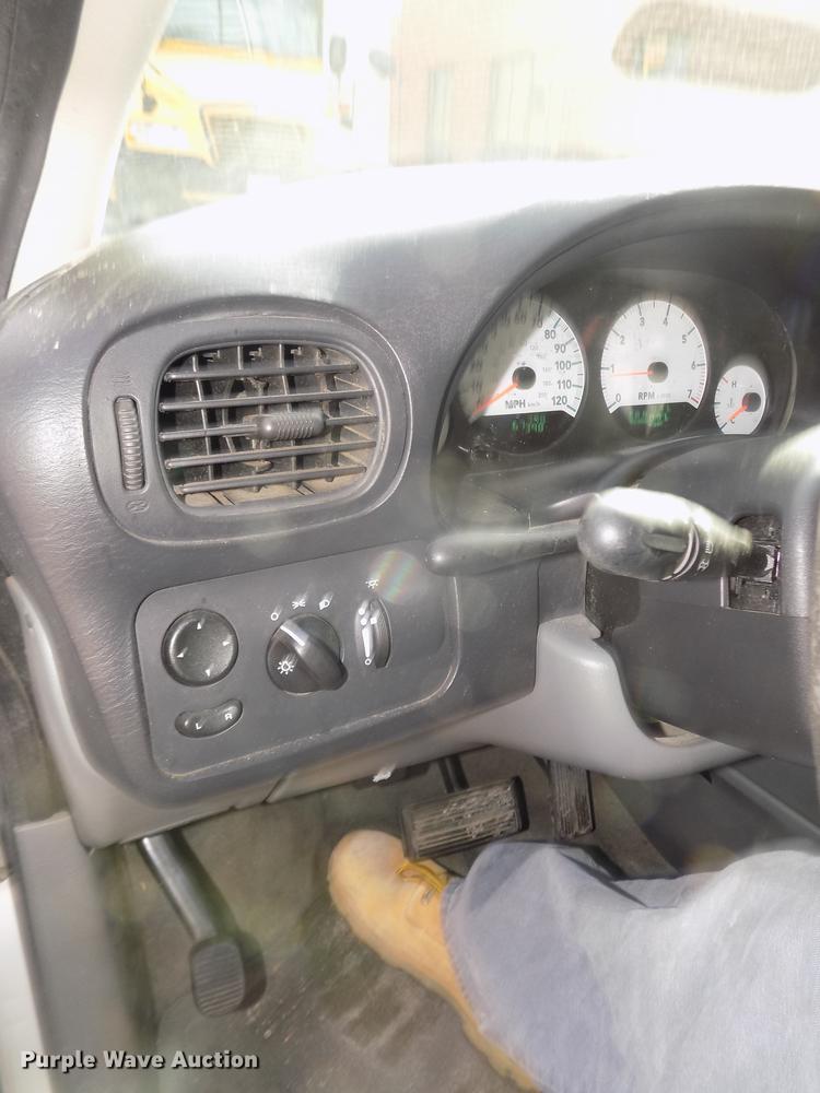 image for item DD2879 2006 Dodge Grand Caravan SE van