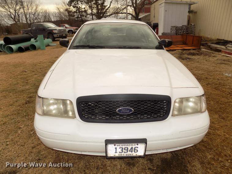 image for item DD2887 2003 Ford Crown Victoria Police Interceptor