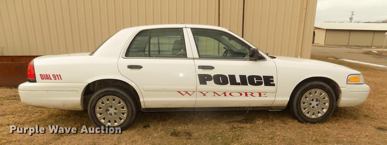 image for item DD2887 2003 Ford Crown Victoria Police Interceptor